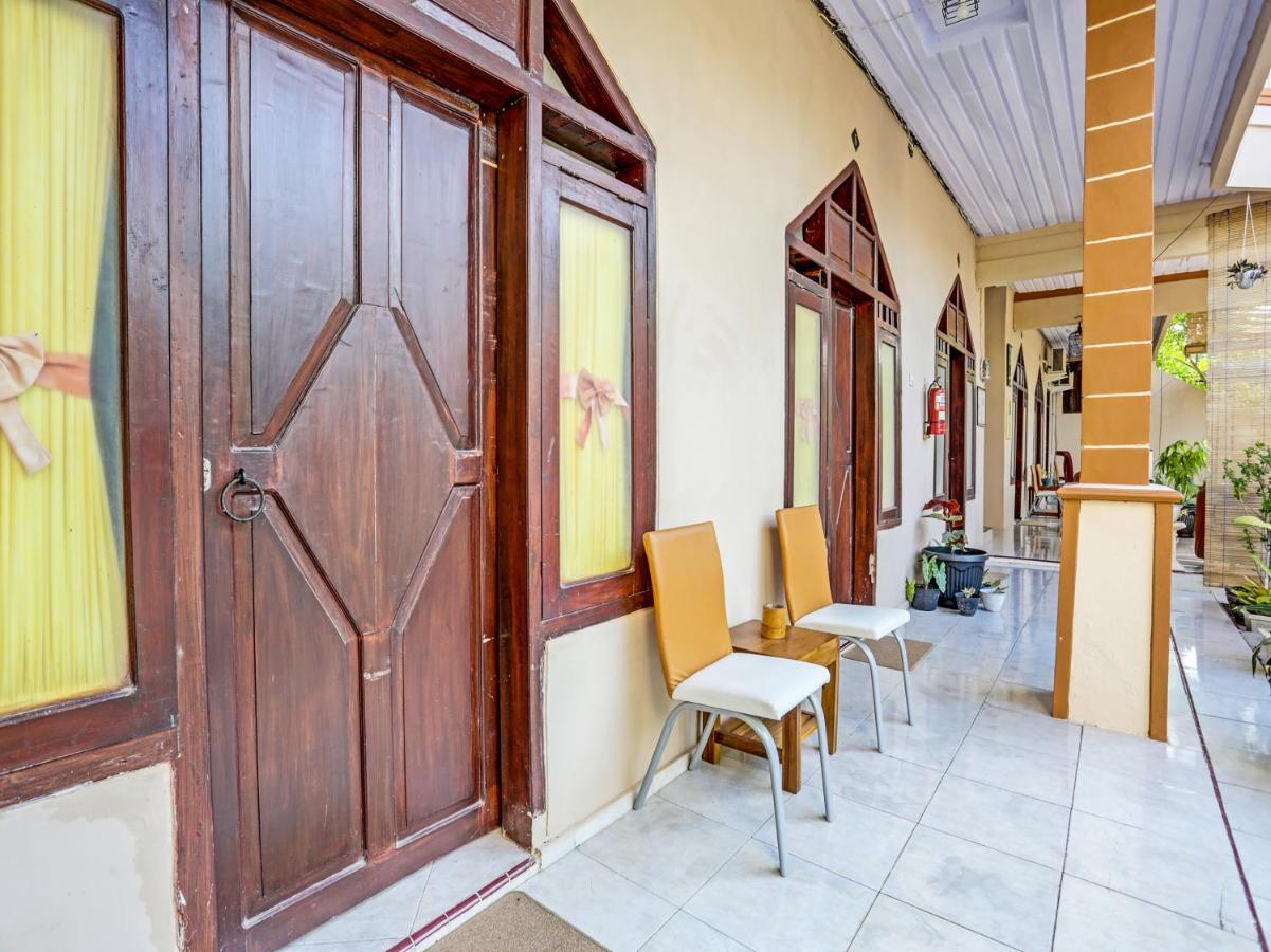 Oyo 91261 Cita Suraya Homestay Banyuwangi  Εξωτερικό φωτογραφία
