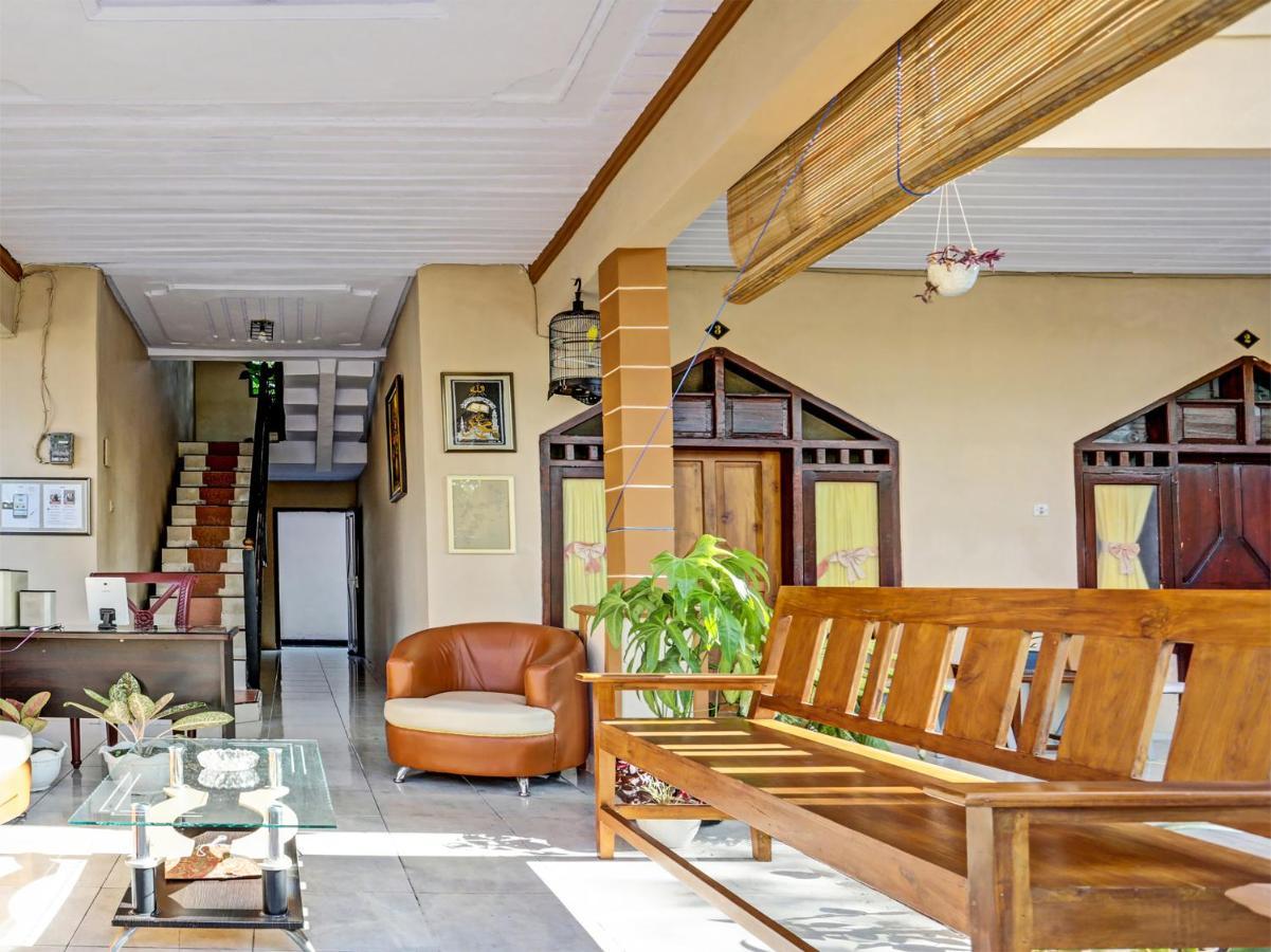 Oyo 91261 Cita Suraya Homestay Banyuwangi  Εξωτερικό φωτογραφία