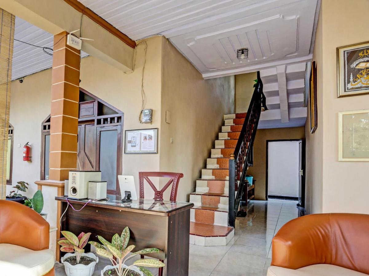 Oyo 91261 Cita Suraya Homestay Banyuwangi  Εξωτερικό φωτογραφία