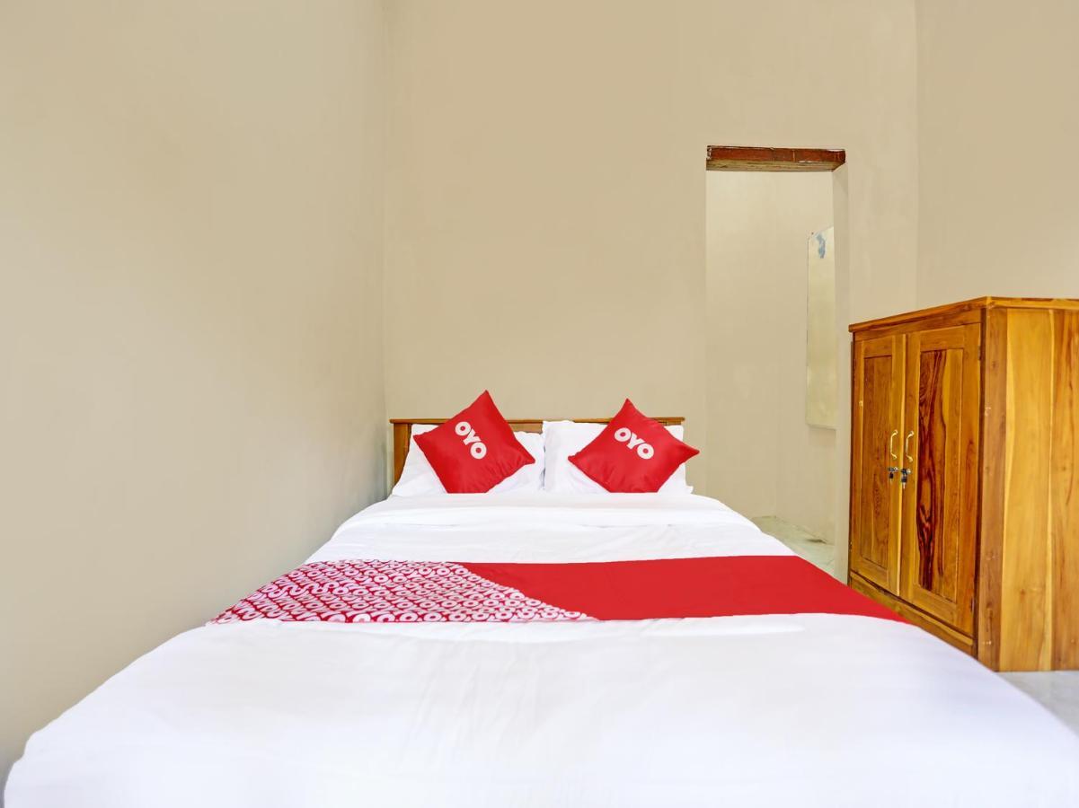 Oyo 91261 Cita Suraya Homestay Banyuwangi  Εξωτερικό φωτογραφία