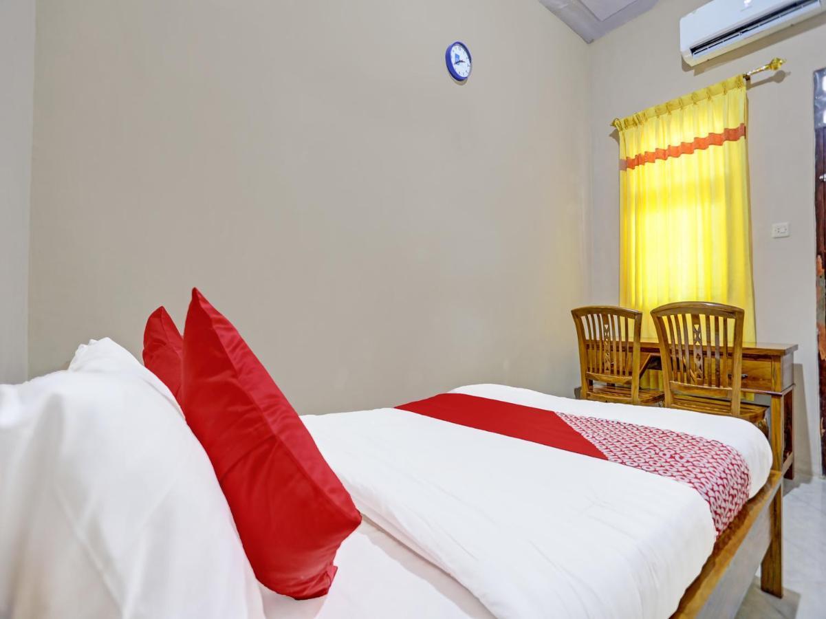 Oyo 91261 Cita Suraya Homestay Banyuwangi  Εξωτερικό φωτογραφία