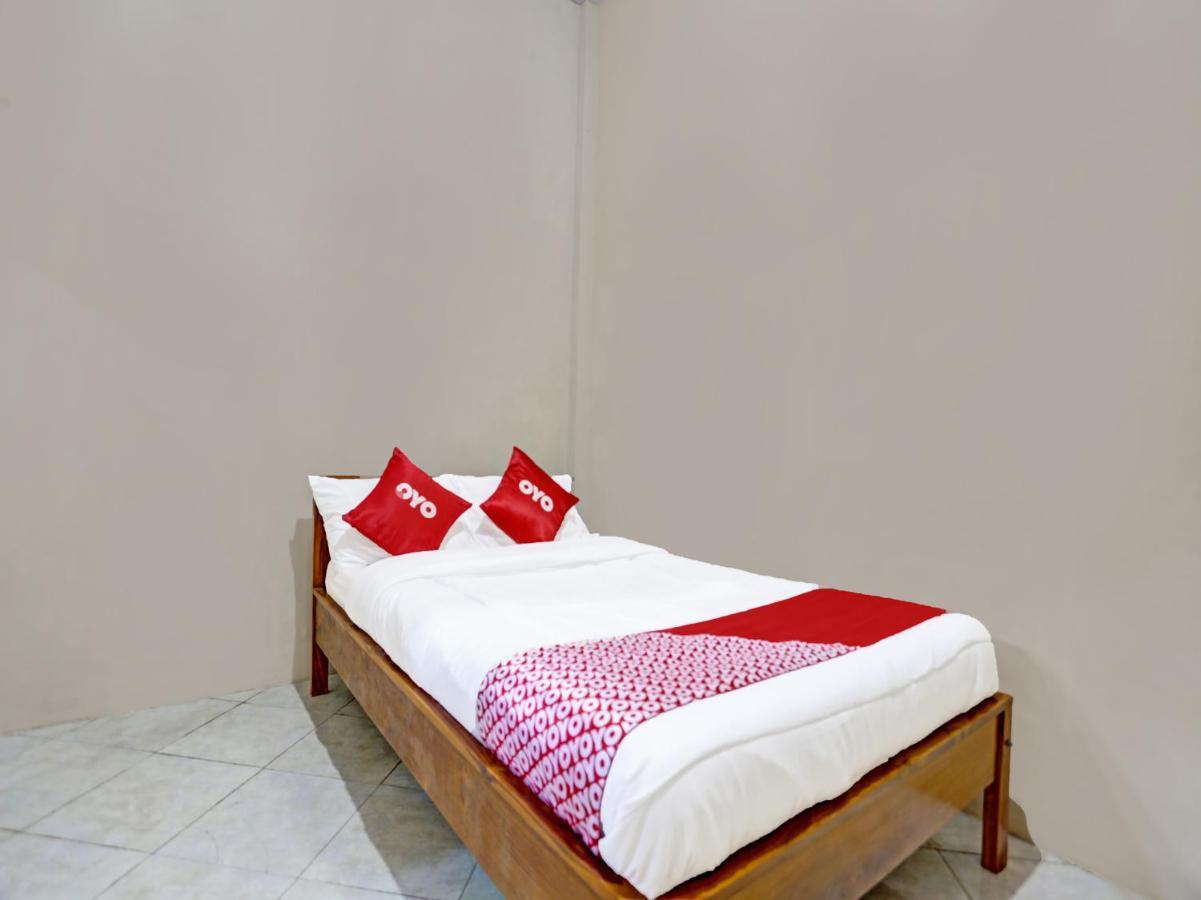 Oyo 91261 Cita Suraya Homestay Banyuwangi  Εξωτερικό φωτογραφία